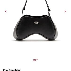 Play Shoulder Black Leather Shoulder Bag